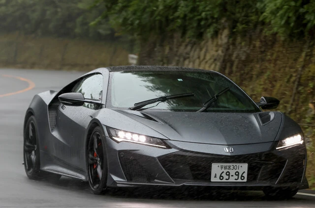 即完売した限定ファイナルモデルを公道試乗。ホンダNSXは2代目で終わってしまうのか？