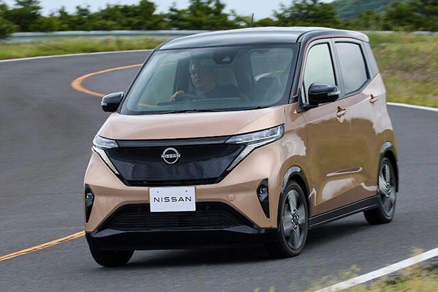 最高出力こそ６４ＰＳながら最大トルクは１９５Ｎｍと、一般的な軽ターボ車の２倍近くもある