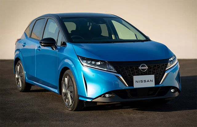 第２位　日産「ノート」価格：２０２万９５００～２８８万７５００円、納期：２～３ヵ月、値引き目標額：１４万円、リセールバリュー：Ａランク。パワートレインはｅ－ＰＯＷＥＲのみ。先代モデルよりもｅ－ＰＯＷＥＲは洗練され、静粛性、パワーも向上させている。上質感の高い乗り味が魅力