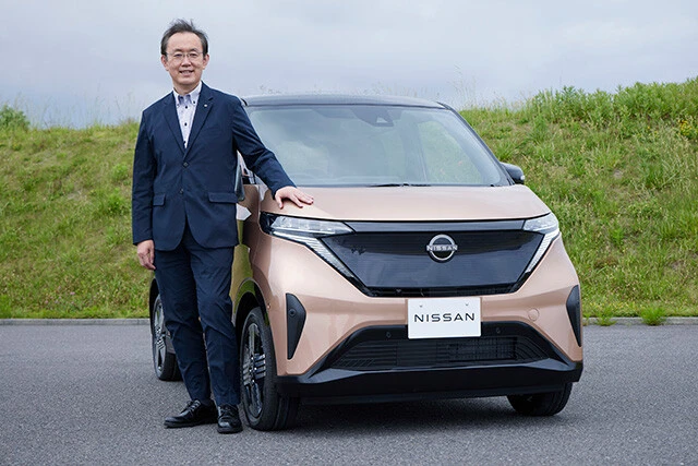 サクラの開発責任者　日産自動車 第二開発部セグメントＣＶＥ（チーフ・ビークル・エンジニア）坂幸真（ばん・ゆきまさ）氏。坂セグメントＣＶＥは、「社内から購入したいという声がけっこう届いています。実は私も購入を検討しています。今、妻がデイズに乗っているんですが、それをサクラに買い替えようかと」