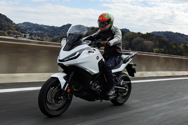 注目の新型が続々登場！　そして、あの三原じゅん子が......！？　バイク最新ニュースＢＥＳＴ３