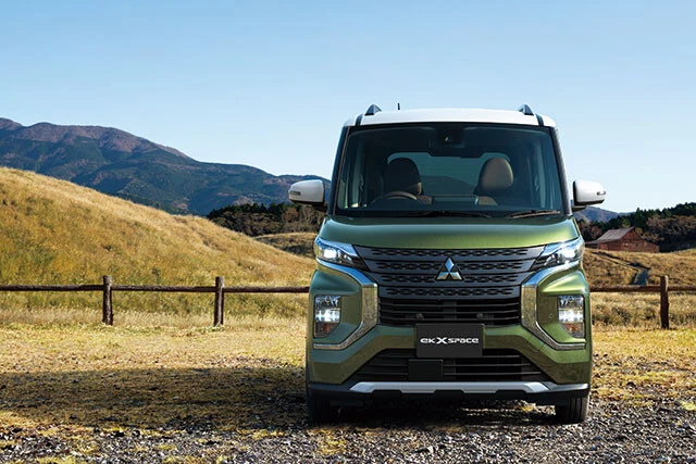 デリカミニの前身はeKクロススペース！