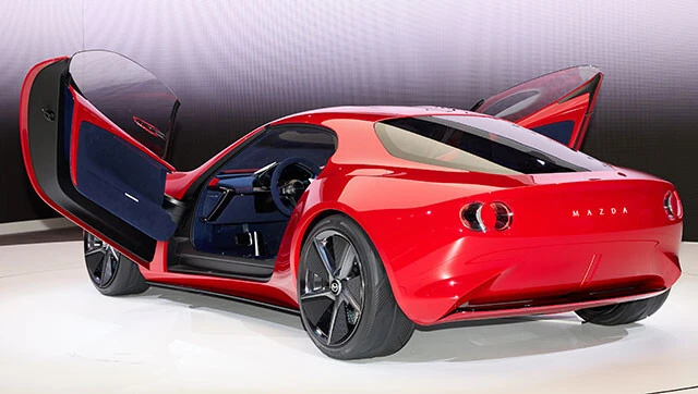 アイコニックSPのボディサイズは、全長4180㎜×全幅1850㎜×全高1150㎜。ホイールベース（前輪と後輪の間隔）は2590㎜