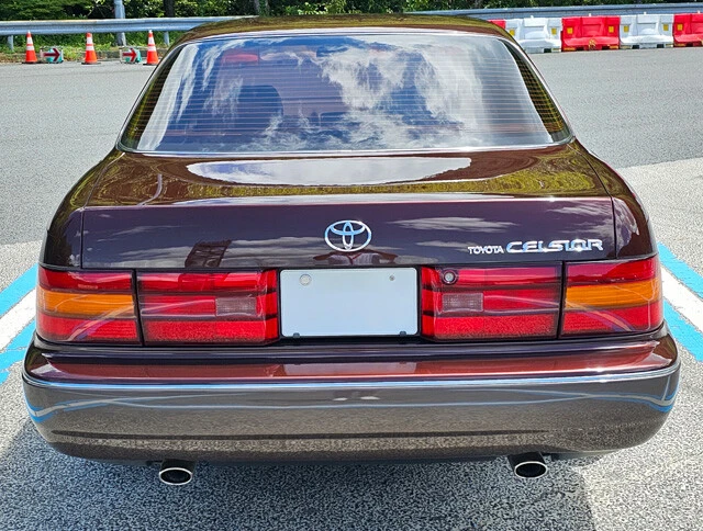 低いトランクと美しい見た目に徹底的にこだわったとされるデザイン。今でもエレガントだ