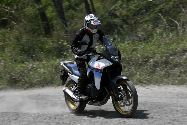 2位　ホンダ XL750トランザルプ