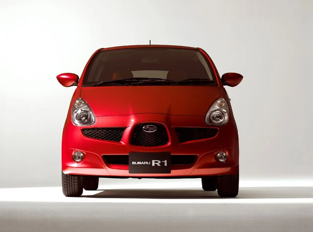 スバルの前身・中島飛行機を意識した翼のようなフロントグリル