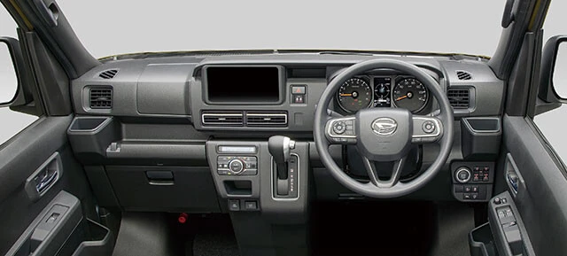 現行アトレーの目玉である安全運転支援システムや快適装備の数々、質感の高い内装はデッキバンでも味わえる