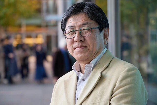 試乗して解説してくれた渡辺陽一郎氏