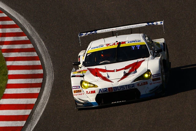 スーパーGT第5戦鈴鹿のワンシーン