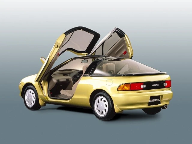 女性の腕力でもスッと静かに開閉できる