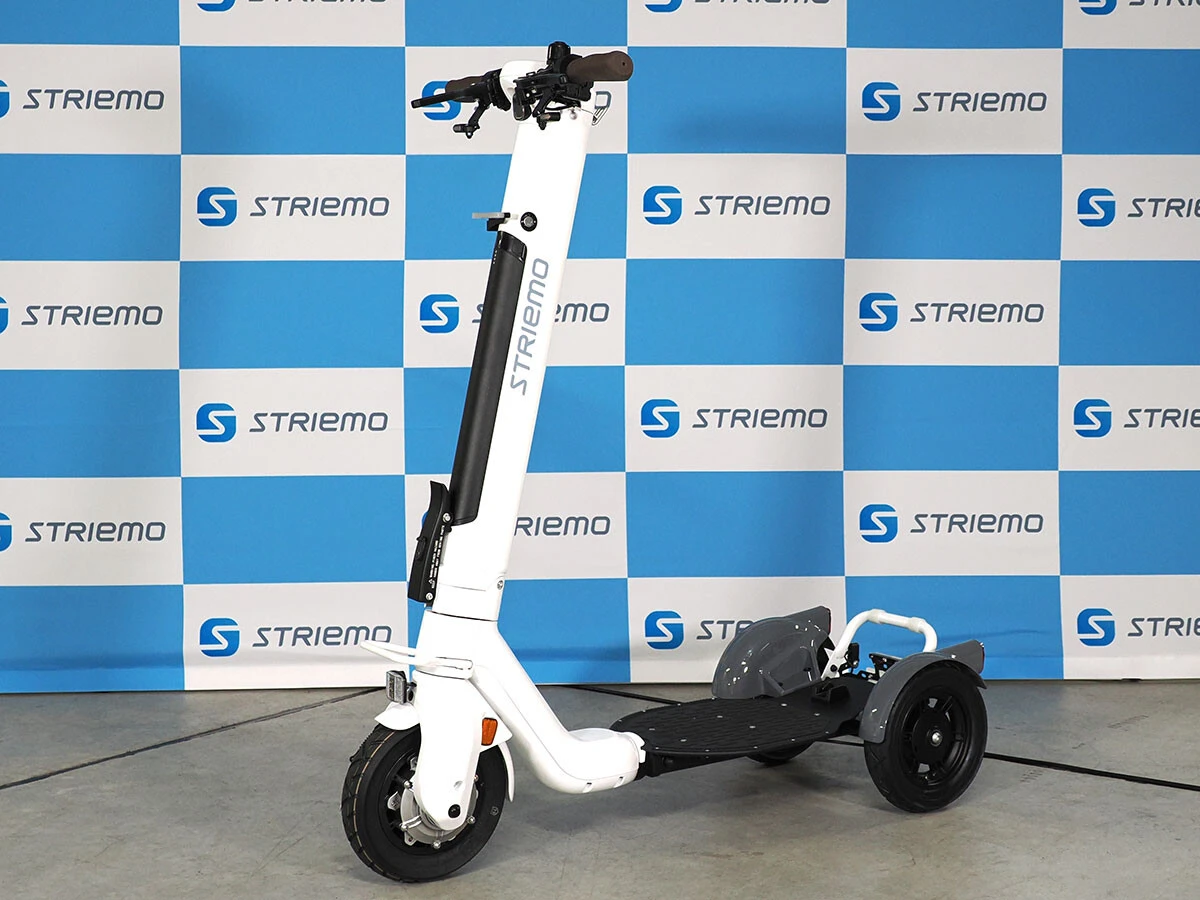 特定小型原動機付自転車「ストリーモ ストリーモS01JT」価格：30万円～。7月上旬から抽選予約受け付けをスタート。今回は250台の予約を受けつける。森氏に今後の目標を問うと、「2025年中には年間3000台の販売を目指します」