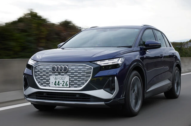 【第2位】アウディ Q4 e-tron 価格:620万~710万円 ボディサイズは全長4590㎜×全幅1865㎜×全高1630㎜。ホイールベースは2765㎜。航続距離はWLTCモードで594㎞