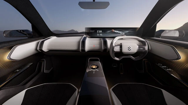 近未来にも程があるeVXの内装