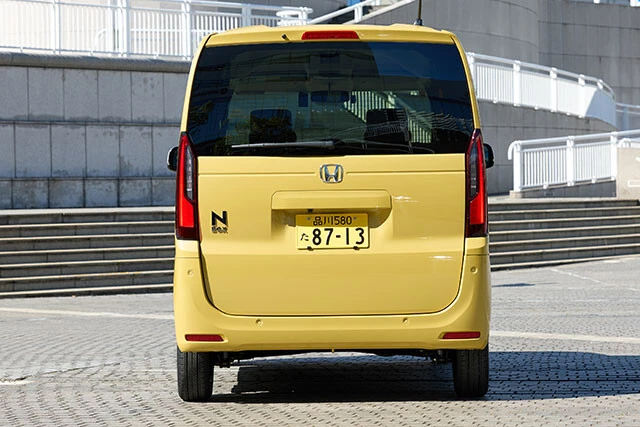 FFのボディサイズはN-BOXカスタムも同じ。全長3395㎜×全幅1475㎜×全高1790㎜