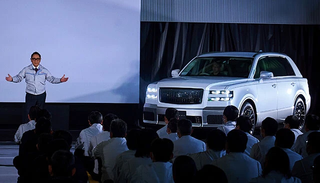 センチュリー総決起集会に登壇したトヨタの豊田章男会長は、「（新センチュリーを）未来を良くしたいと努力を続ける世界のリーダーに届けたい」と語った