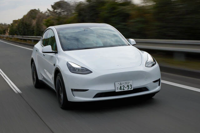 EV業界の絶対王者と言えばテスラ。このモデルYは世界中で鬼売れしている戦略車。航続距離はWLTCモードで507㎞