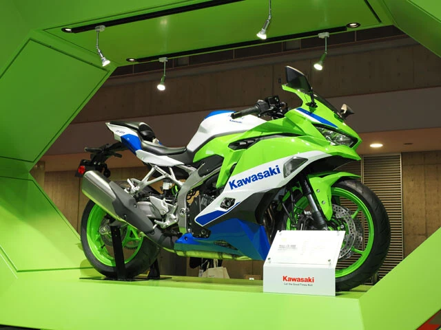2位　カワサキ ニンジャZX-4RR
