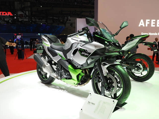 カワサキ Ninja 7 ハイブリッド