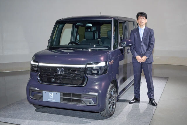 3代目N‐BOXの開発責任者である諌山博之氏。一文字ライトが輝く