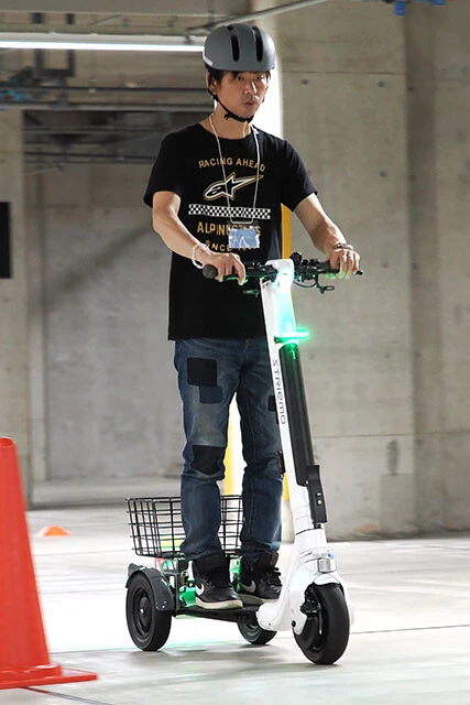 ホンダ由来の特定小型原動機付自転車(電動キックボードなど)「ストリーモS01JT」の実力は? アオキがガッツリ試乗した