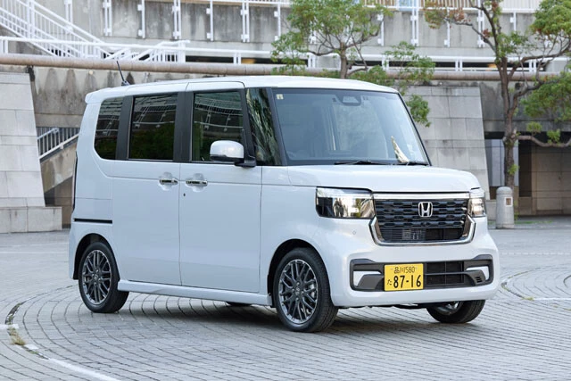 メッキを抑えド派手な感じではないが爆売れ。ちなみにオプションにはオラオラパーツがワンサカ！