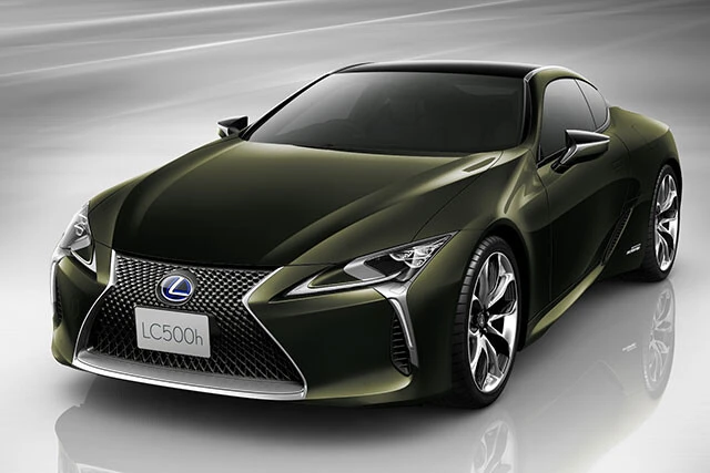 佐藤社長が開発責任者を務めたレクサスLC。2017年にデビューしたレクサスのフラグシップ2ドアモデルだ