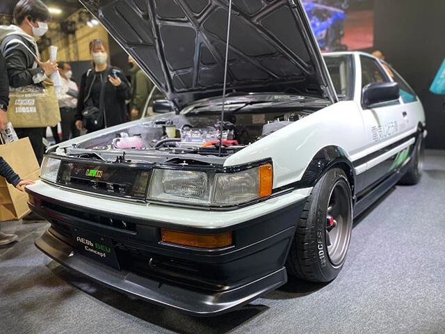 第2位　トヨタ「AE86 BEV Concept（電気じどう車）」トヨタ自らがEVに魔改造した86レビンは、漢すぎるにも程があるマニュアルトランスミッション仕様で登場。観客の度肝を抜いた