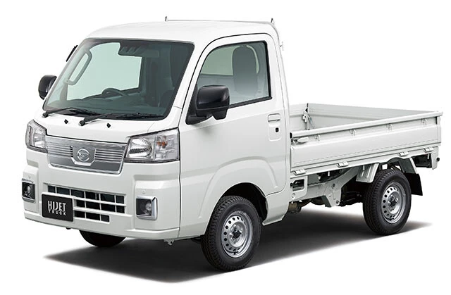 近年、海外から熱視線を集めている軽トラ。ダイハツ自慢の逸品はハイゼットトラック。価格は90万2000～113万3000円