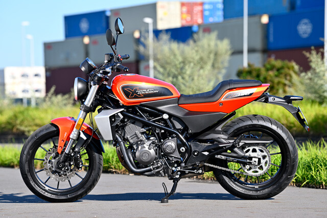 脱炭素、新基準原付、バイク女子『ヤングマシン 脱炭素、新基準原付、バイク女子『ヤングマシン
