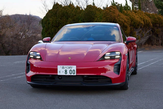 6位　大谷翔平で注目のポルシェEVの実力。写真はポルシェ初のEVタイカン