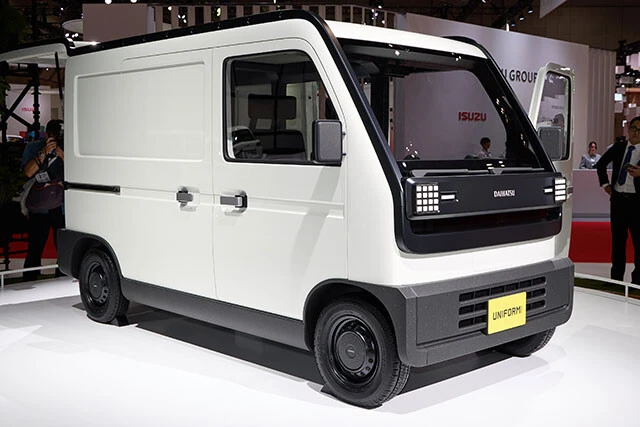 「ユニフォームカーゴ」ダイハツの軽商用EVコンセプト。ボディサイズは全長3395㎜×全幅1475㎜×全高1920㎜。この見た目での市販化を希望!!