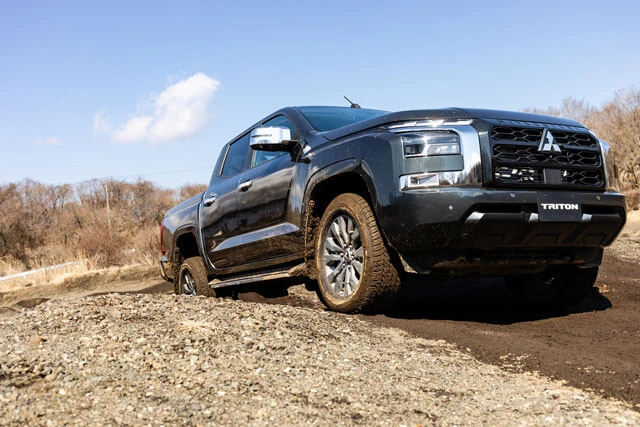 第5位　三菱「トライトン」次期パジェロのベースがこのトライトンという報道も出ている。乗り味は意外とSUV的。ちなみに価格498万800～540万1000円