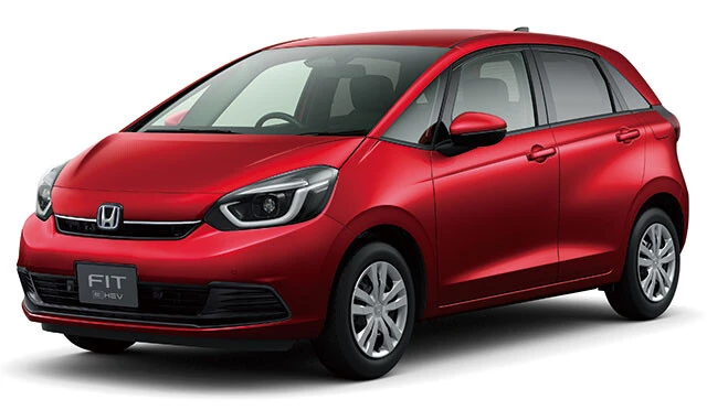 ホンダ「フィット」価格：165万5500～274万8900円「運転の楽しさと低燃費はスイフトの勝ち。上質な走り、実用性、快適性はフィットが上」と渡辺氏