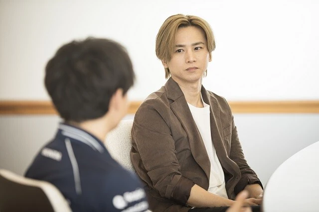 「角田選手から前向きな言葉が聞けて、今シーズンがますます楽しみになった」と語る光一