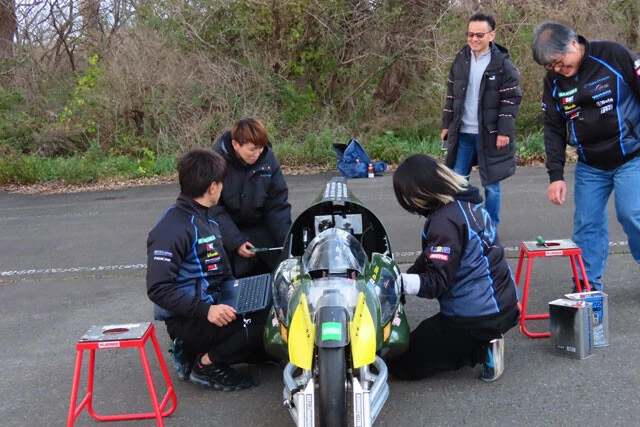 全日本ロードレース選手権にも参戦しているTaira Promote Field Service（TPFS）がメカニックを引き受けてくれたことで万全の体制へ