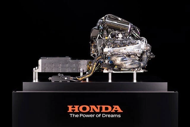 2021年シーズン優勝時のホンダのパワーユニット「RA619H」。エンジンとエネルギー回生システムとの組み合わせによるマシンの動力だ