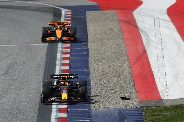 スペイン、オーストリアと2戦連続で優勝争いを演じたフェルスタッペンとノリス。オーストリアでは残り8周の時点で両者は接触し、ともに勝利を逃すという苦い結末に終わった。レース後にふたりは相手を非難していたが、今後のライバル関係はどうなる!?