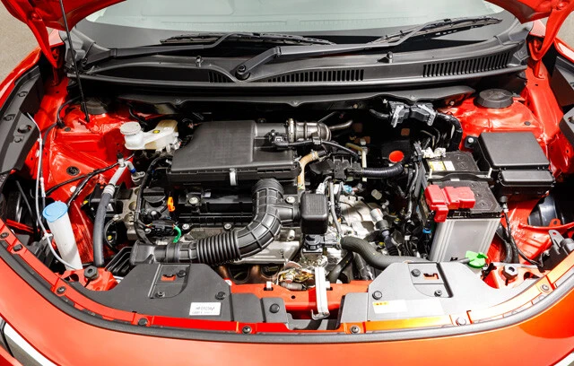 詳細は不明だが、1.5リットルエンジンにマイルドハイブリッドを搭載し、6速ATと組み合わせる