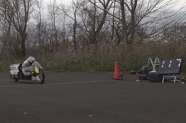 世界最速記録を15km/h以上超える平均速度117.05 km /hを記録した原付き「NSX-52」