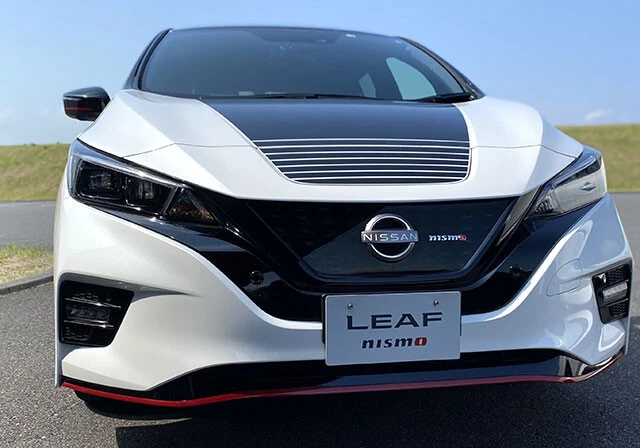 約50ヵ国で販売し、世界累計65万台超を誇る日産リーフ。写真は走りにこだわったリーフニスモ。価格は464万2000円