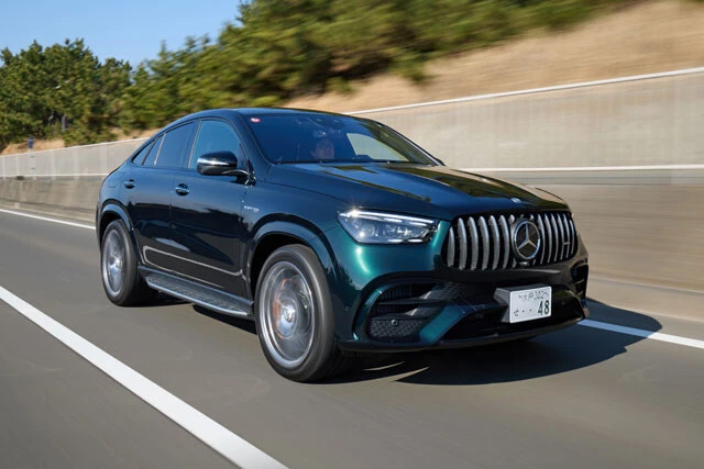 第8位　メルセデスAMG「GLE63 S 4マチック＋クーペ」男心を刺激するのは爆裂ダイナミックボディだけでない。サウンドも超エキサイティング。控えめに言って最高だ。価格2420万円