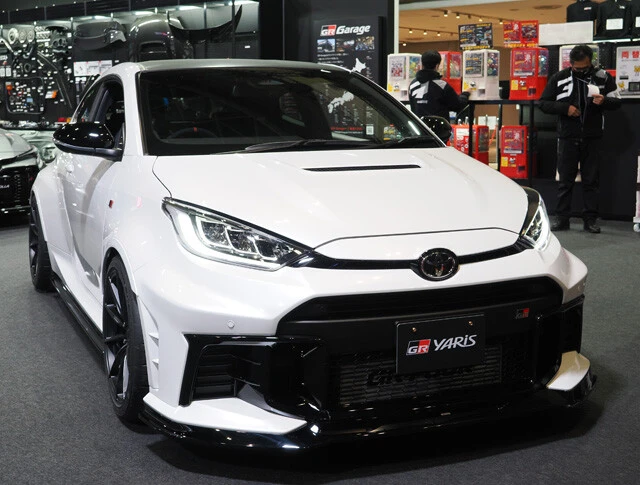 【やりすぎ第1位】トヨタ GRヤリス エンジンは1.6リットル直列3気筒ターボ。改良前から32馬力のアップとなる304馬力を達成するギンギンぶり。気になる発売は今春を予定