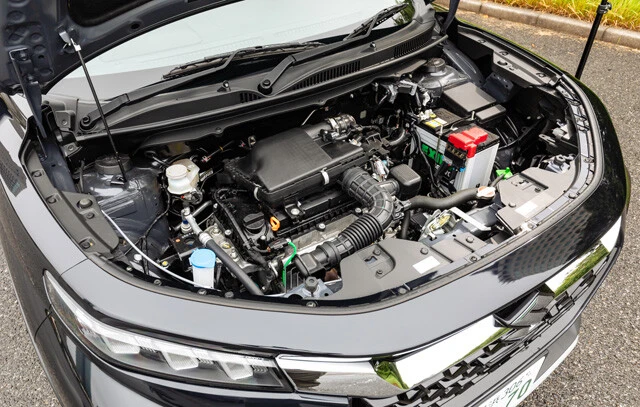 パワートレインは1.5リットルの直列4気筒エンジン+マイルドハイブリッドを搭載