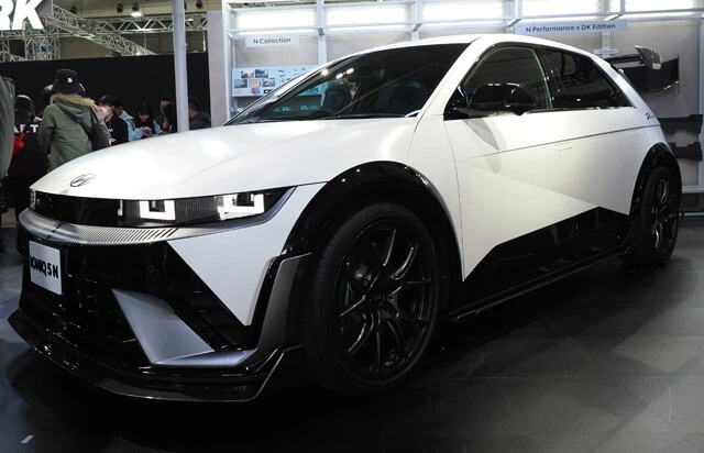 ヒョンデ アイオニック5N DKエディション 東京オートサロンで初公開されたアイオニック5N DKエディション。ちなみに「DK」は監修を務めた土屋氏の異名「ドリキン」が由来!