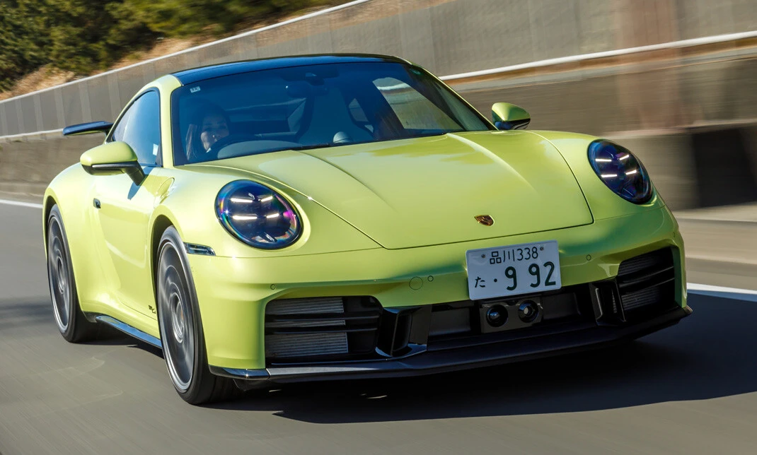 トータル価格2370万2000円の最新モデルを公道試乗。ポルシェ911カレラの走りがキモチェェェ～！