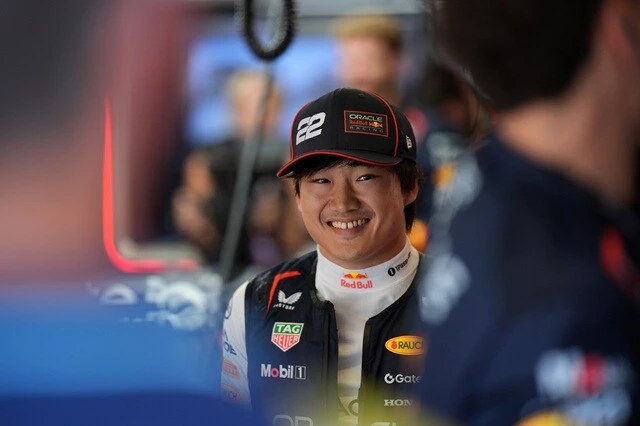 第9戦スペインGPでF1出走96戦目を迎え、片山右京の95戦を抜いて日本人の最多出走記録を更新した角田選手。鈴木亜久里、小林可夢偉に続く表彰台獲得が期待される