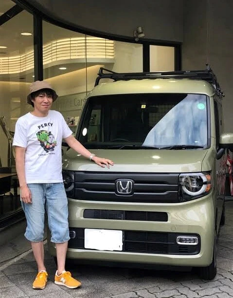 このN-VANで車中泊しながら日本一周した小田原先生の体験は漫画『今夜は車内でおやすみなさい。』(講談社)に収録