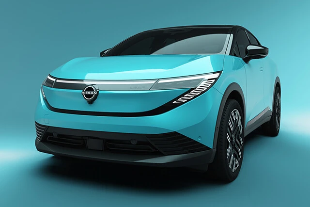 【第7位】日産「リーフ」EVのパイオニアである日産が誇るEVがリーフ。今回の新型で3代目となる。果たして経営再建中の日産の切り札カーになるか!?