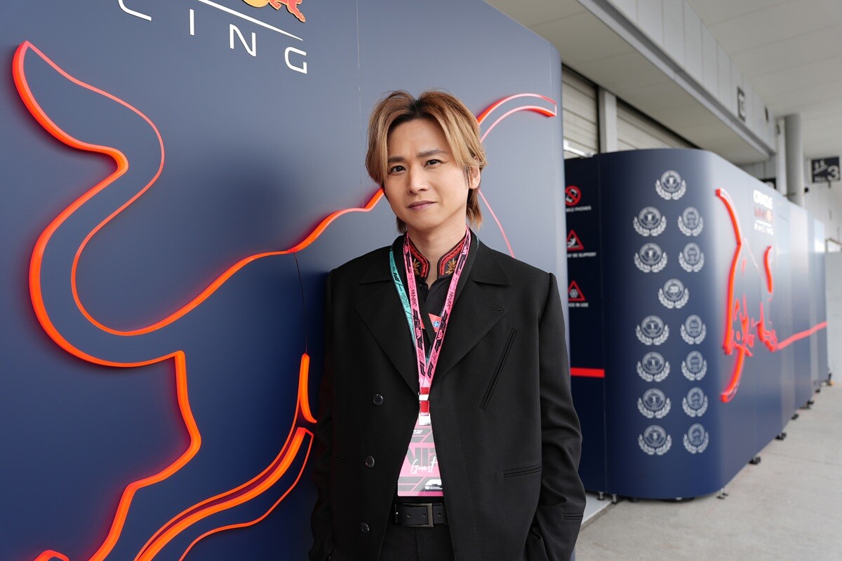 堂本光一、ぶっちぎりF1日本GPリポート！　26万人超が沸いた"レッドブル・ホンダ角田裕毅"の母国レースを生観戦