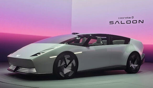 昨年公開したモデルを磨き抜き、顔やドアの形状などを変更したホンダゼロシリーズ。現地の反応も上々とか